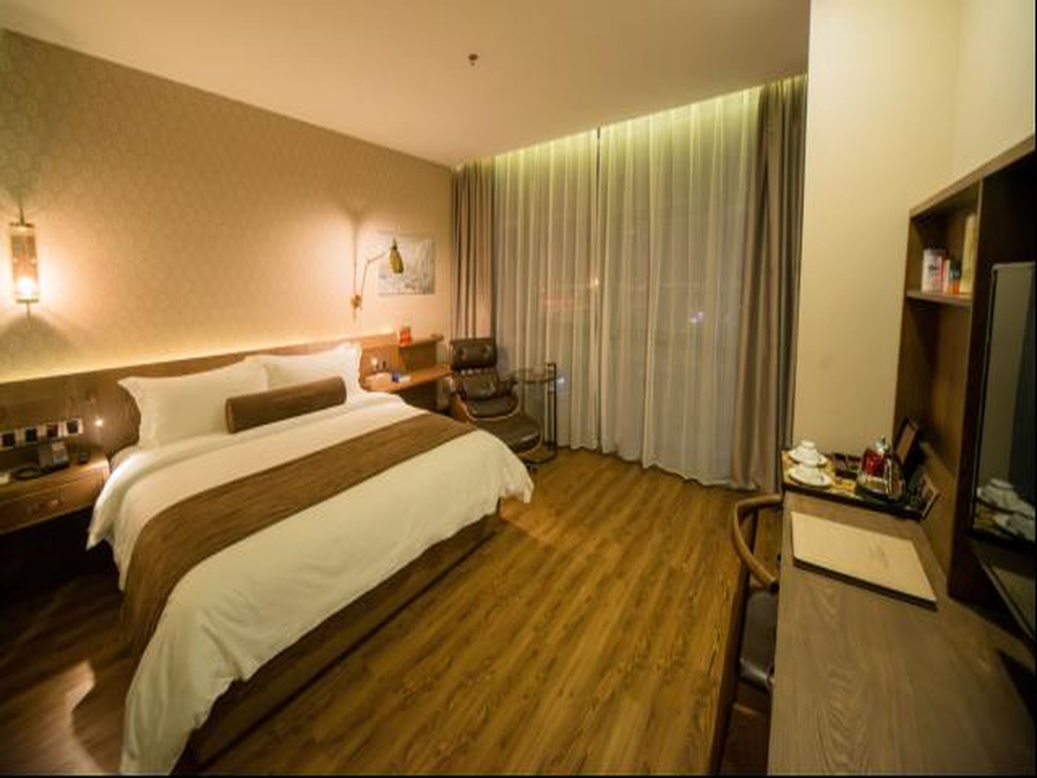 James Joyce Coffetel Suzhou Mudu Station