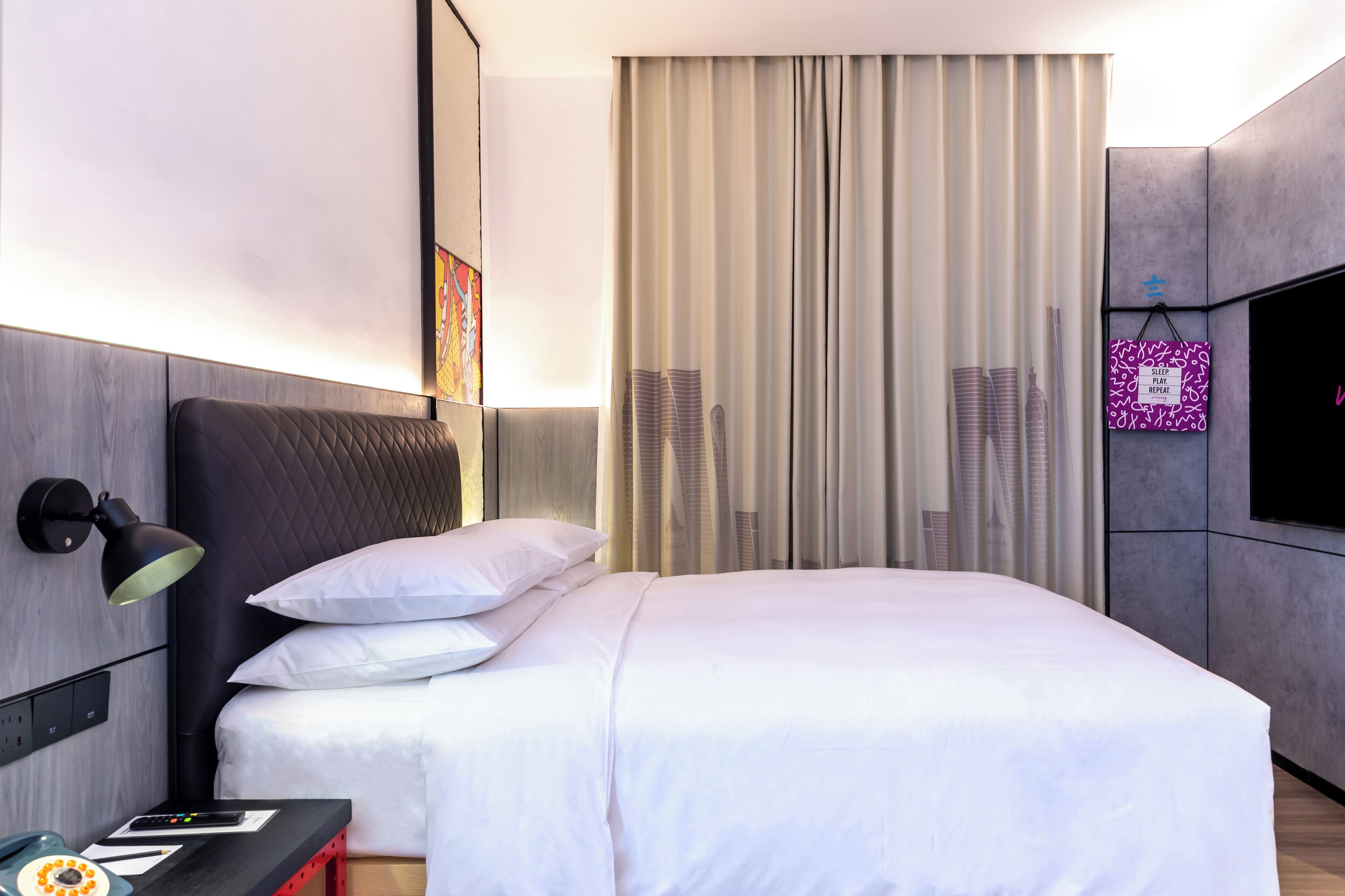 Moxy Suzhou City Centre