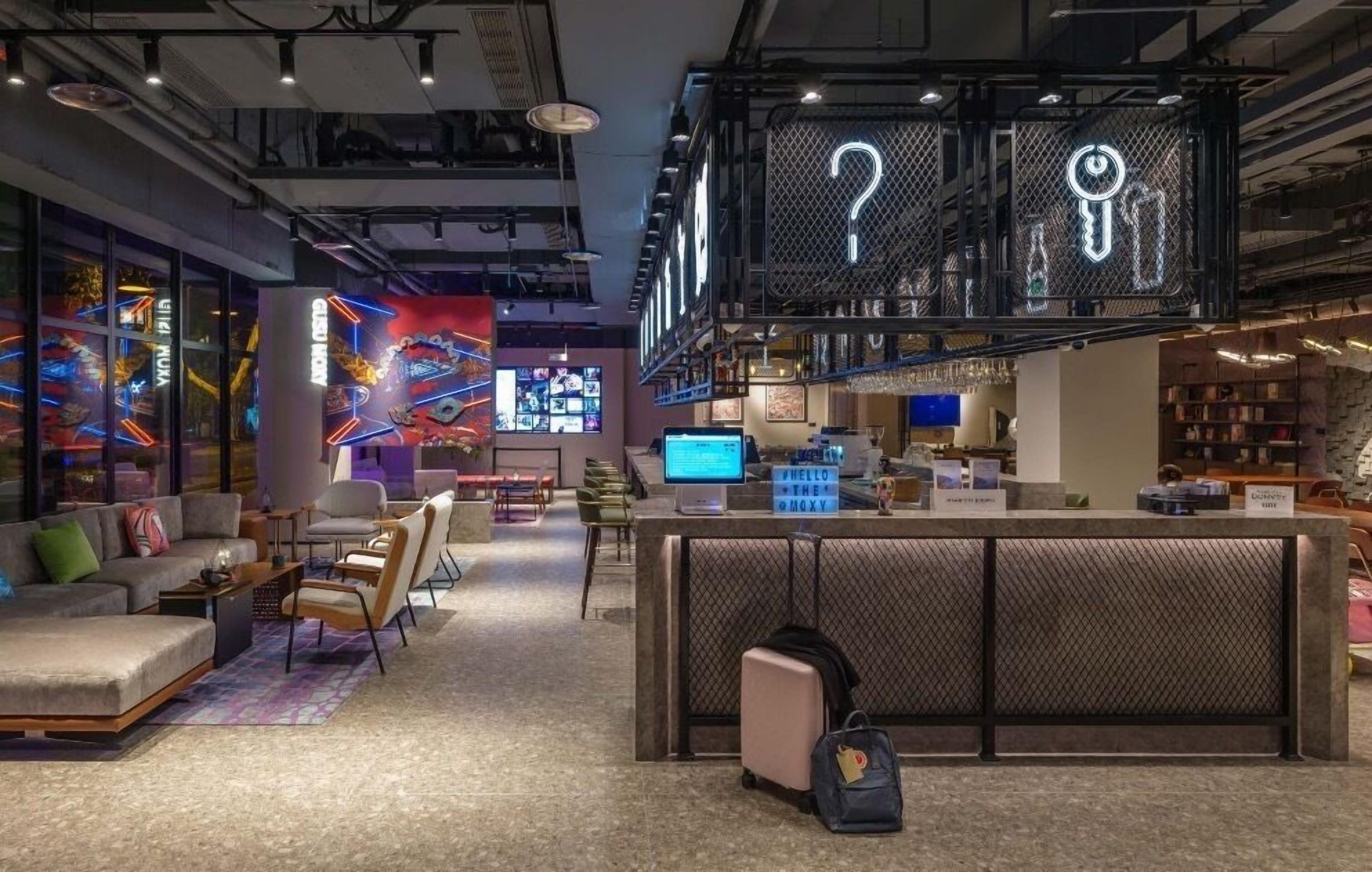 Moxy Suzhou City Centre