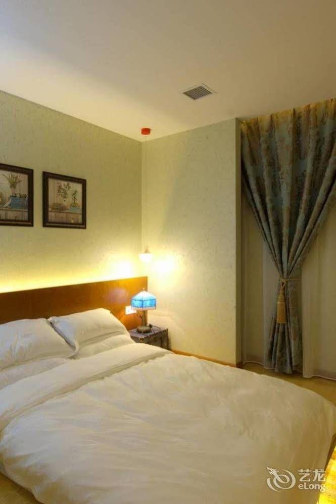 Stars Hotel