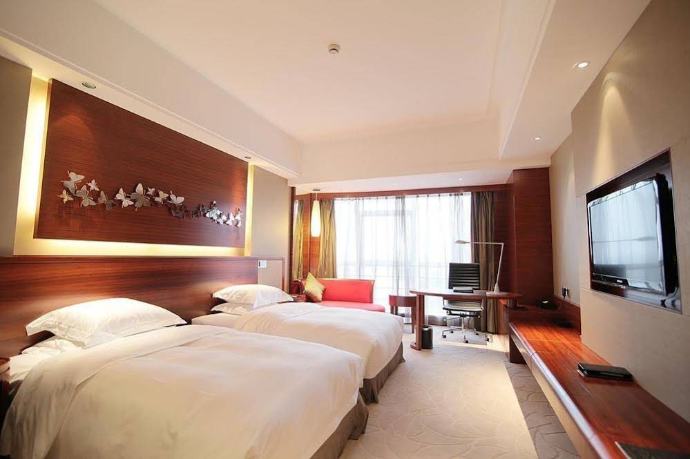Taizhou Huangyan Yaoda Hotel