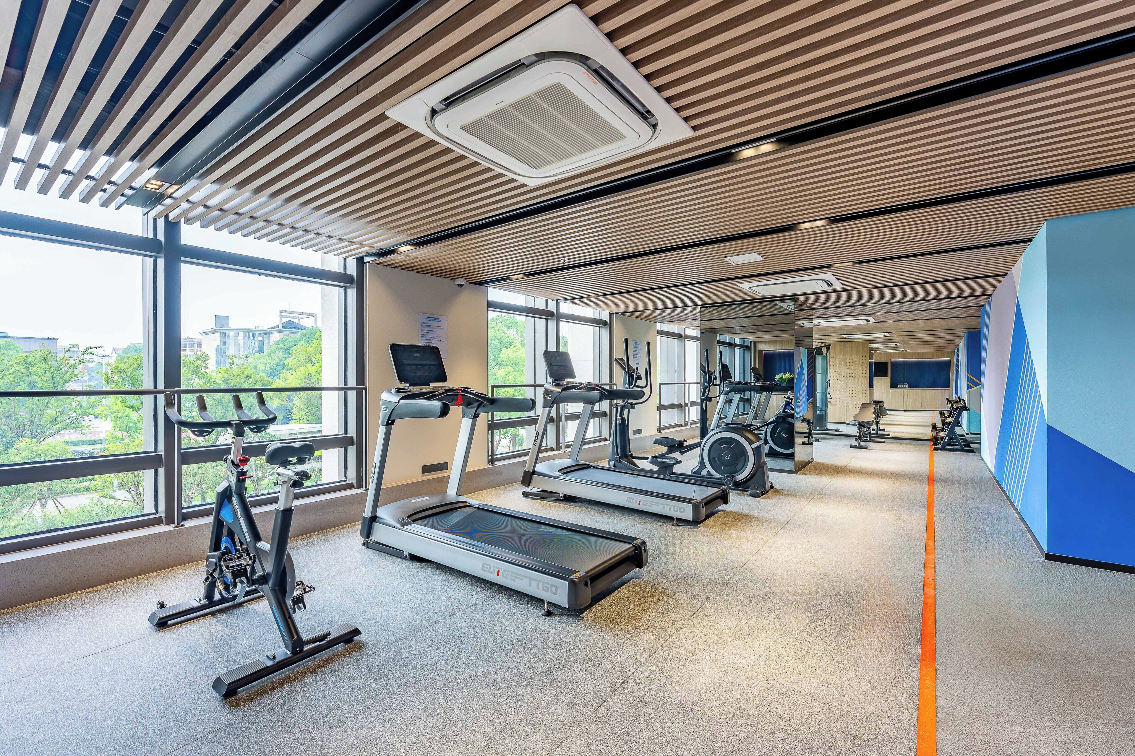 Holiday Inn Express Haimen City Center