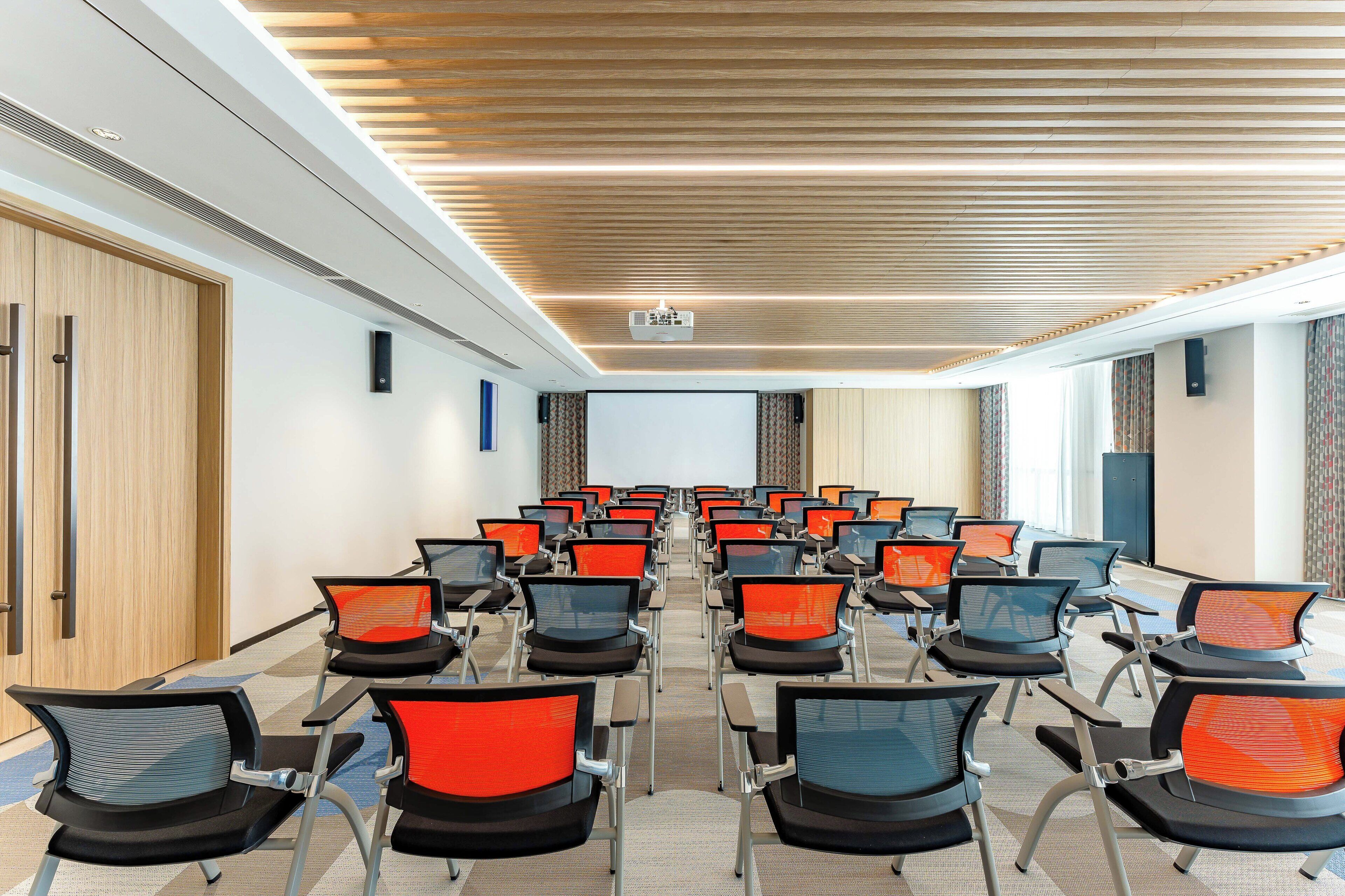 Holiday Inn Express Haimen City Center