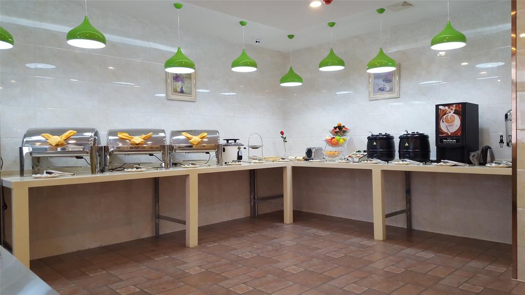 Vatica Shanghai Jiading District Anting Metro Station Moyu Road Hotel