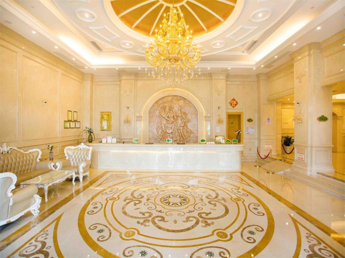 Vienna International Hotel Shanghai Malu Station