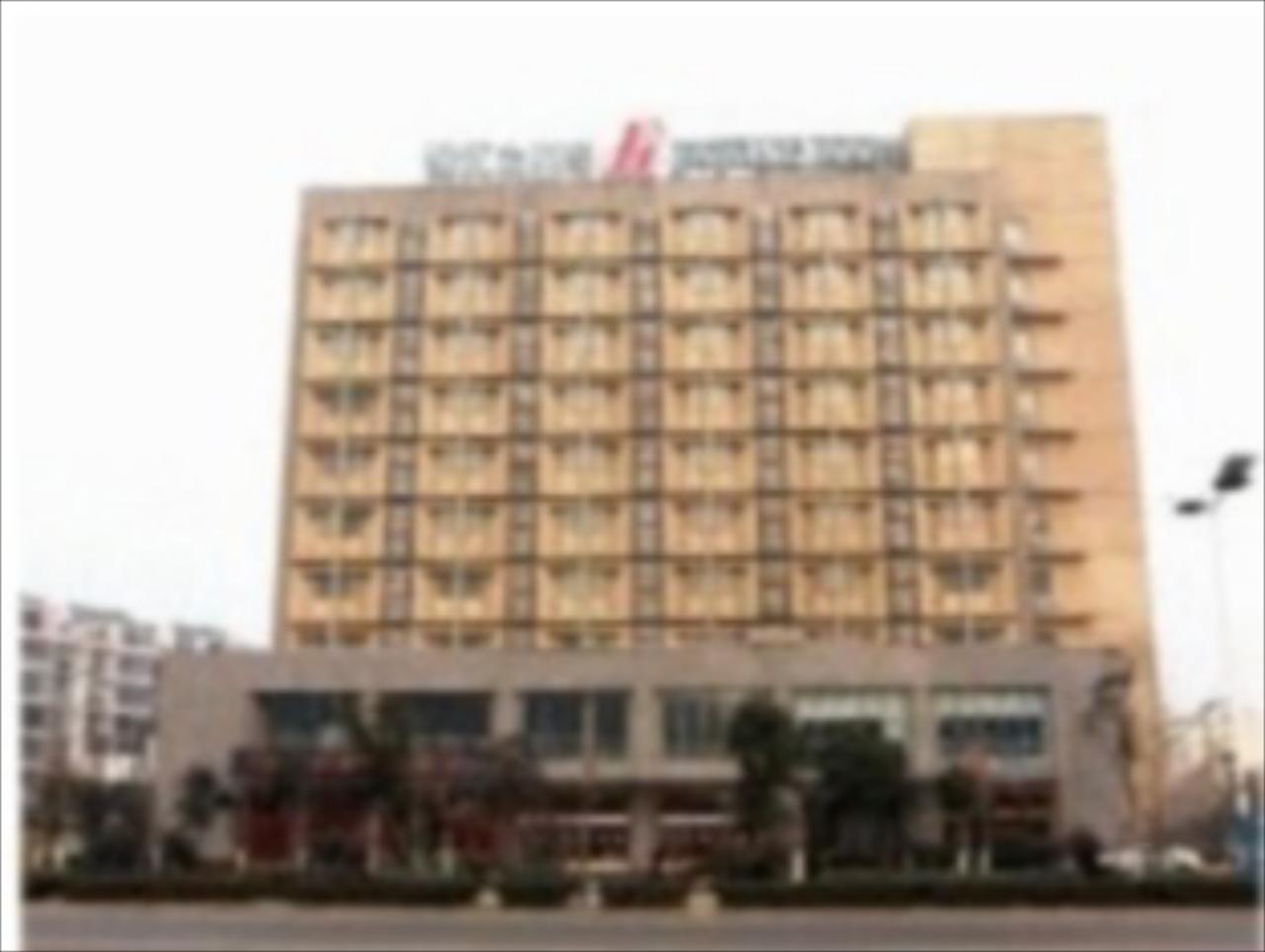 Jinjiang Inn Lianyungang High Speed Railway Station Front Square