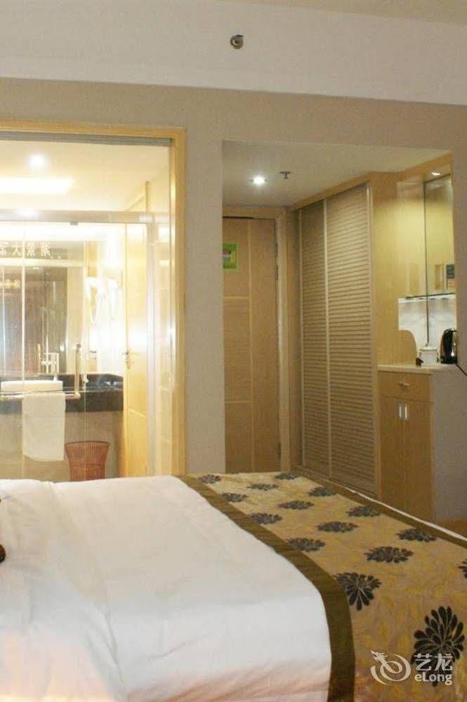 Hujing Hotel