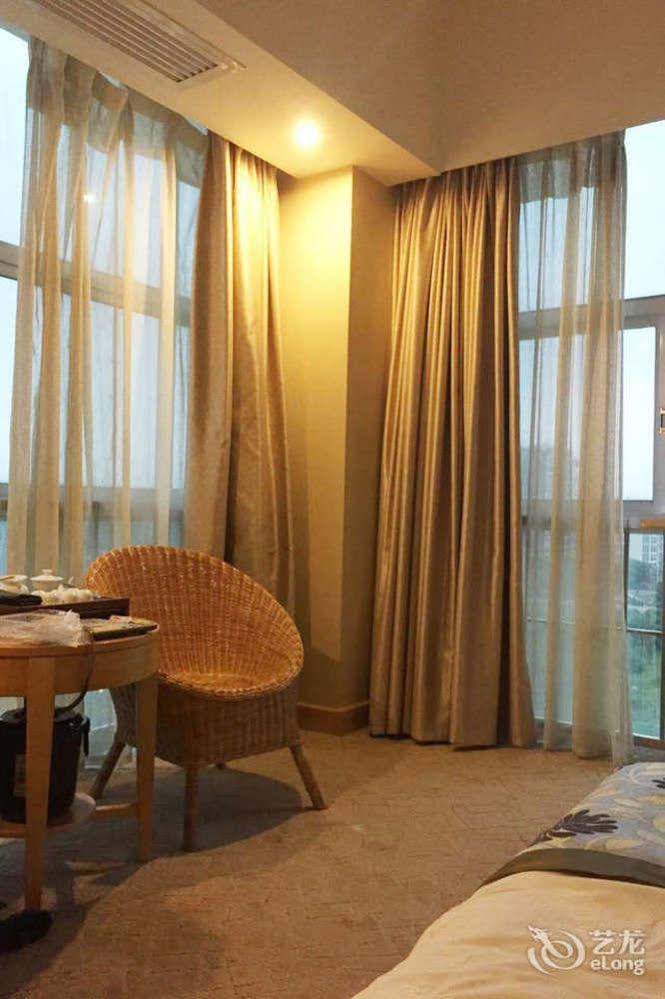 Hujing Hotel