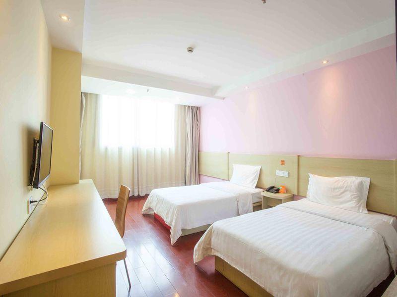 7Days Inn Qingdao Train Station Zhanqiao