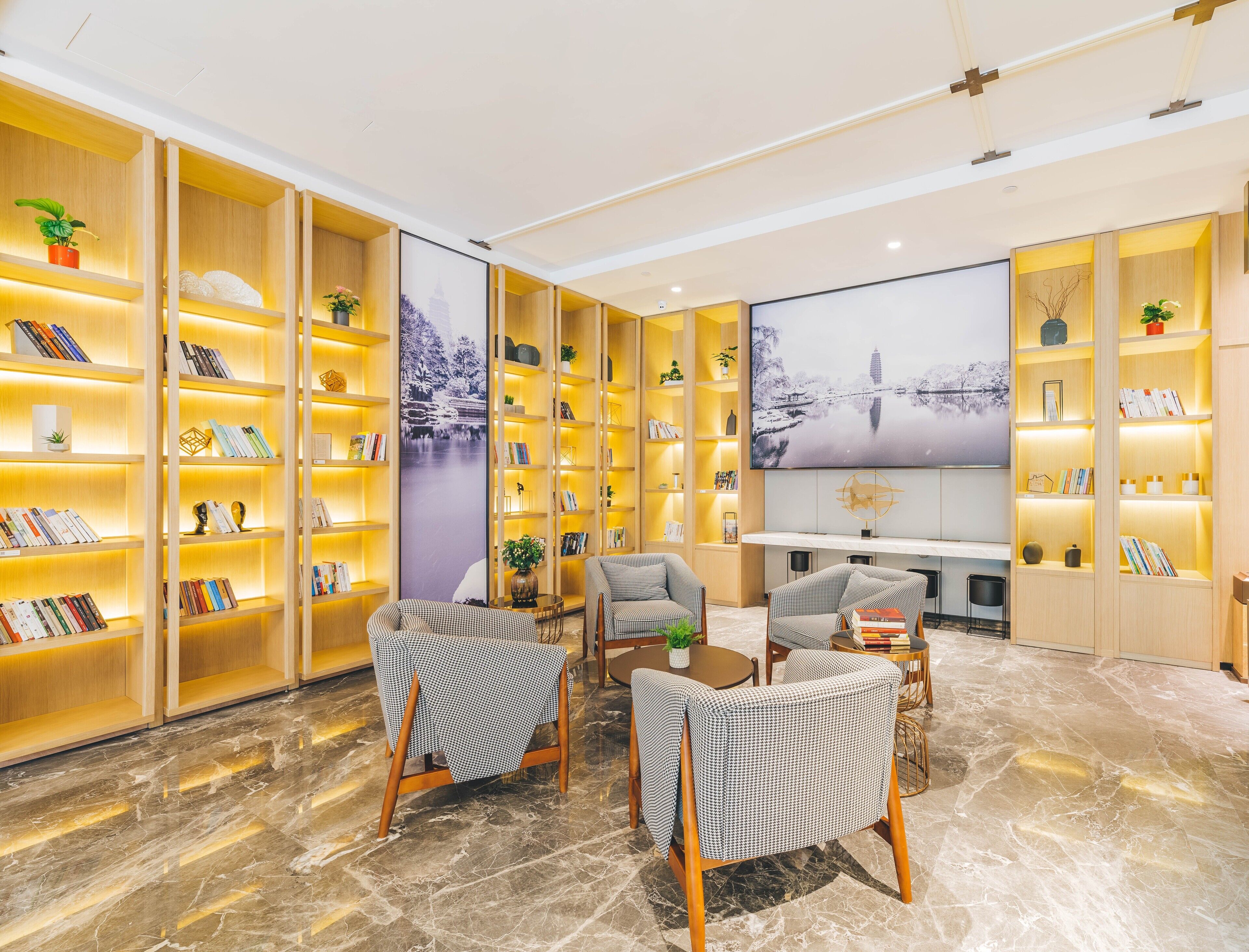 Atour Hotel Gold Beach Qingdao