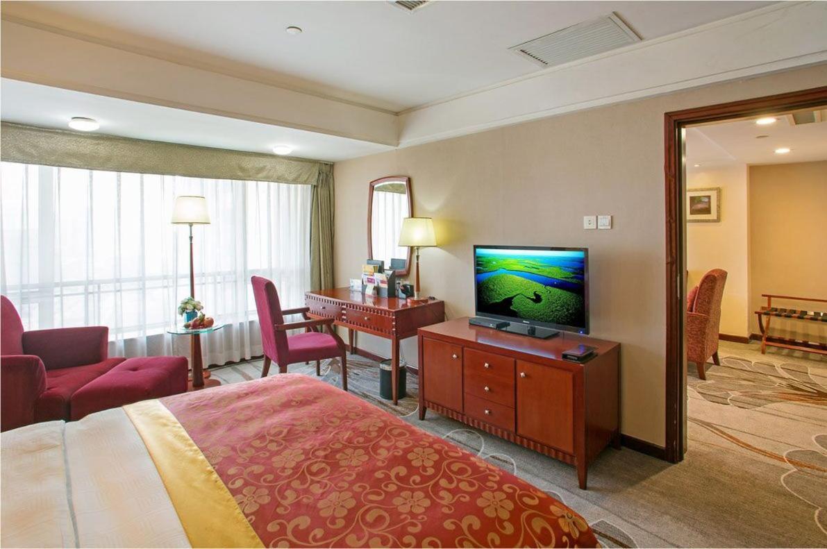 Guangye Jinjiang