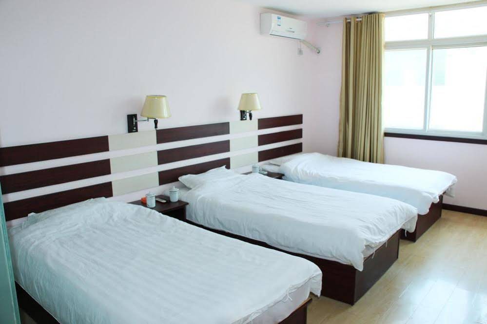 Qingdao Yirujia Hotel