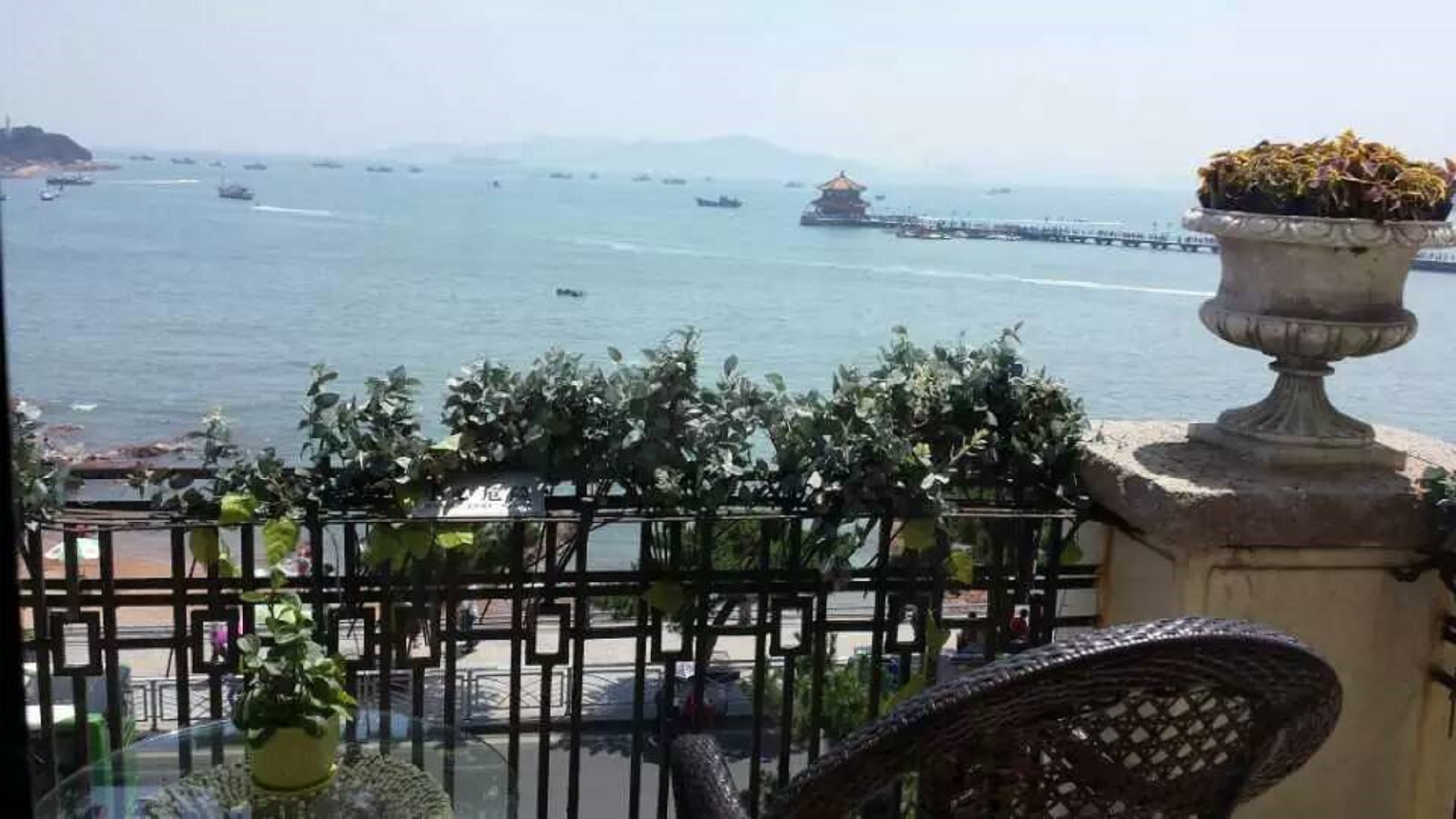 Zhanqiao Prince Hotel
