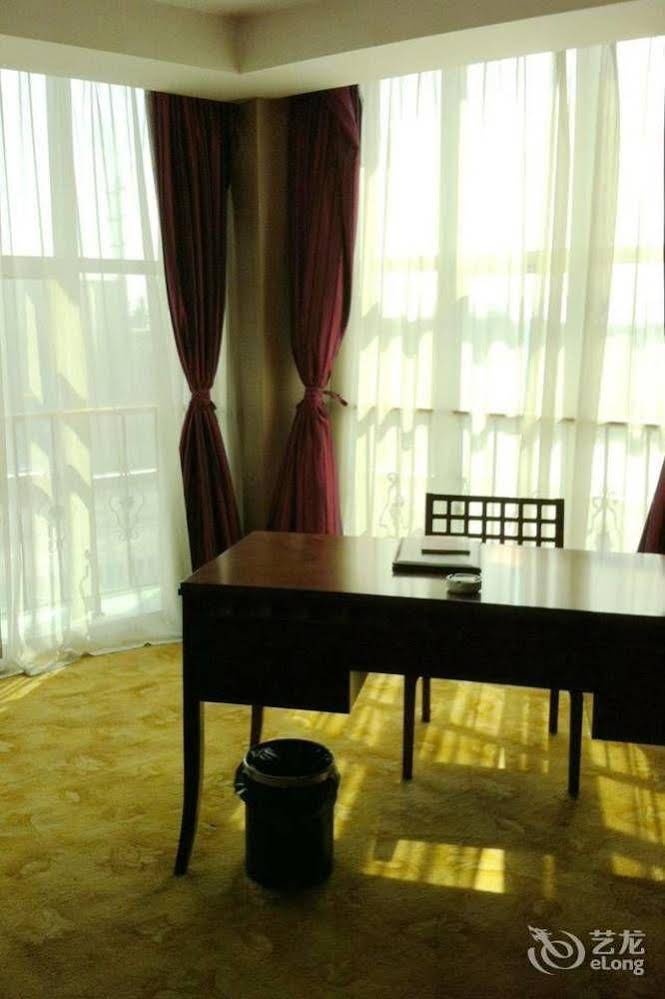 Qingpu Family Hotel