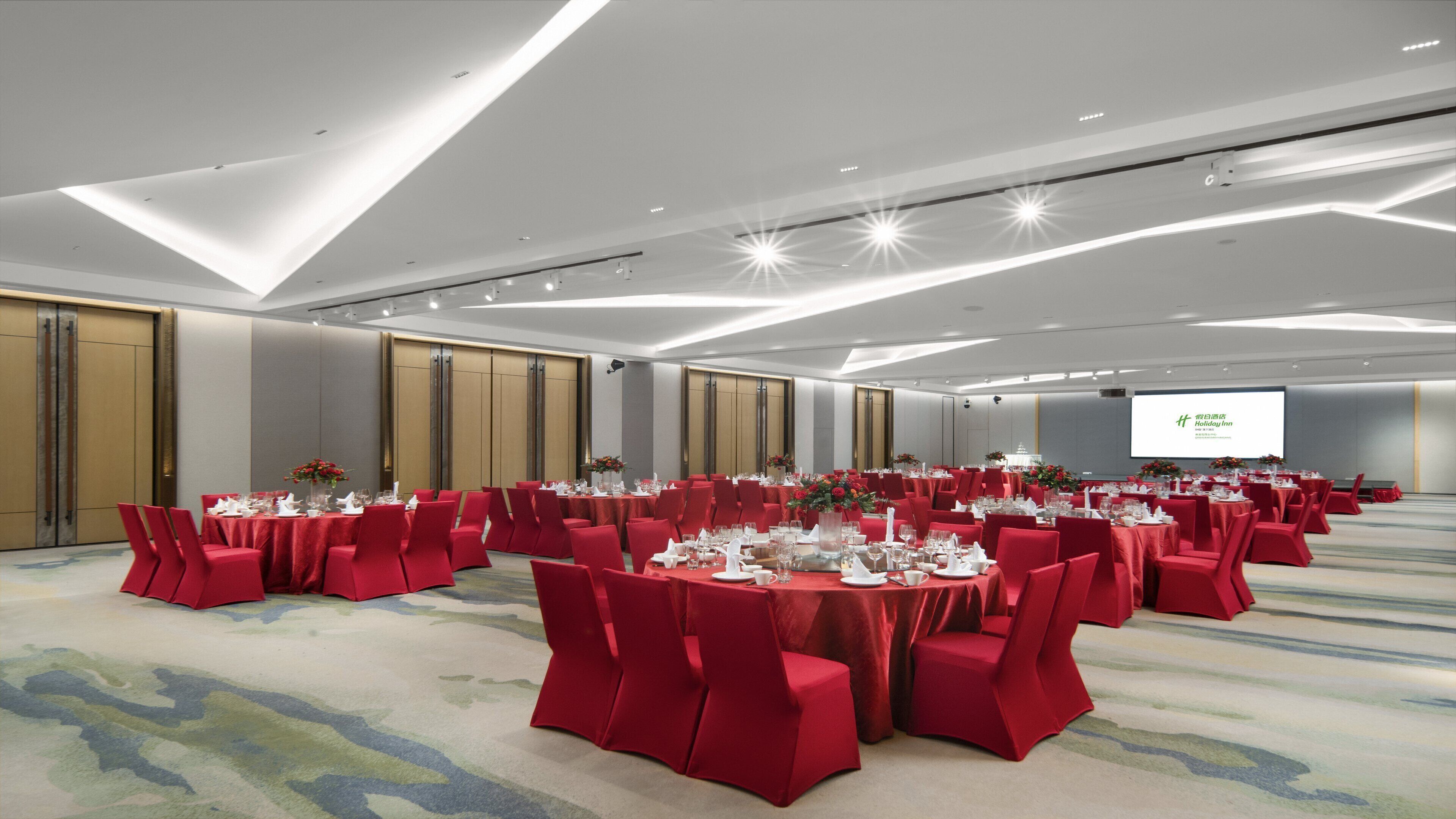 Holiday Inn Qinhuangdao Haigang