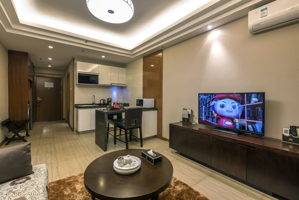 Jinjiang Peninsula Seasons Hotel