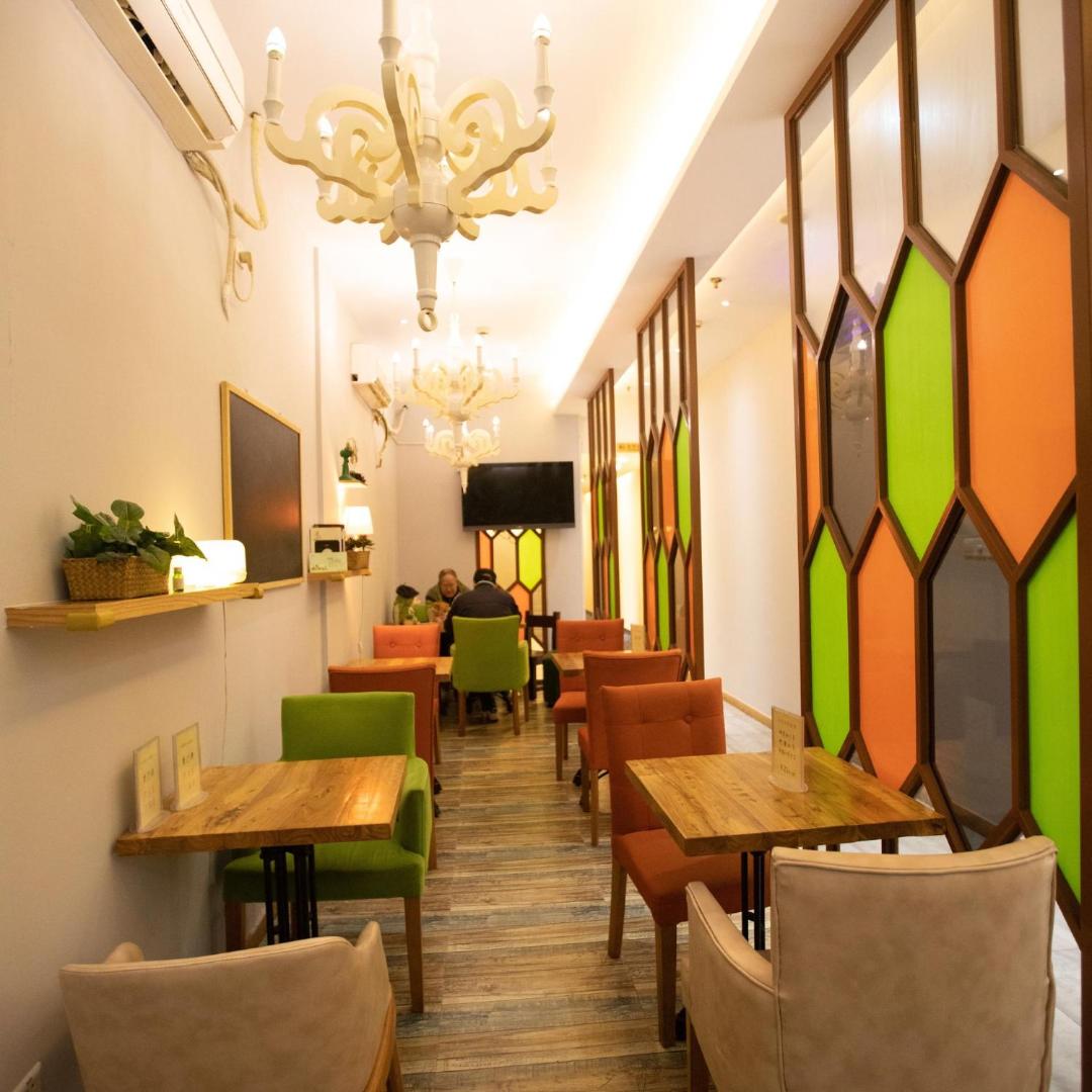 7Days Premium Shanghai Xujiahui Longhua Road Subway Station Branch