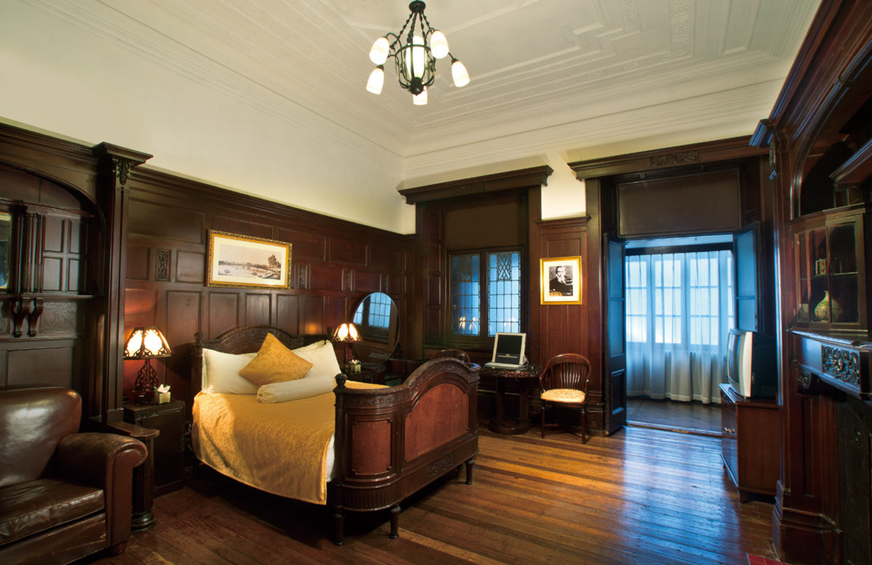 Astor House