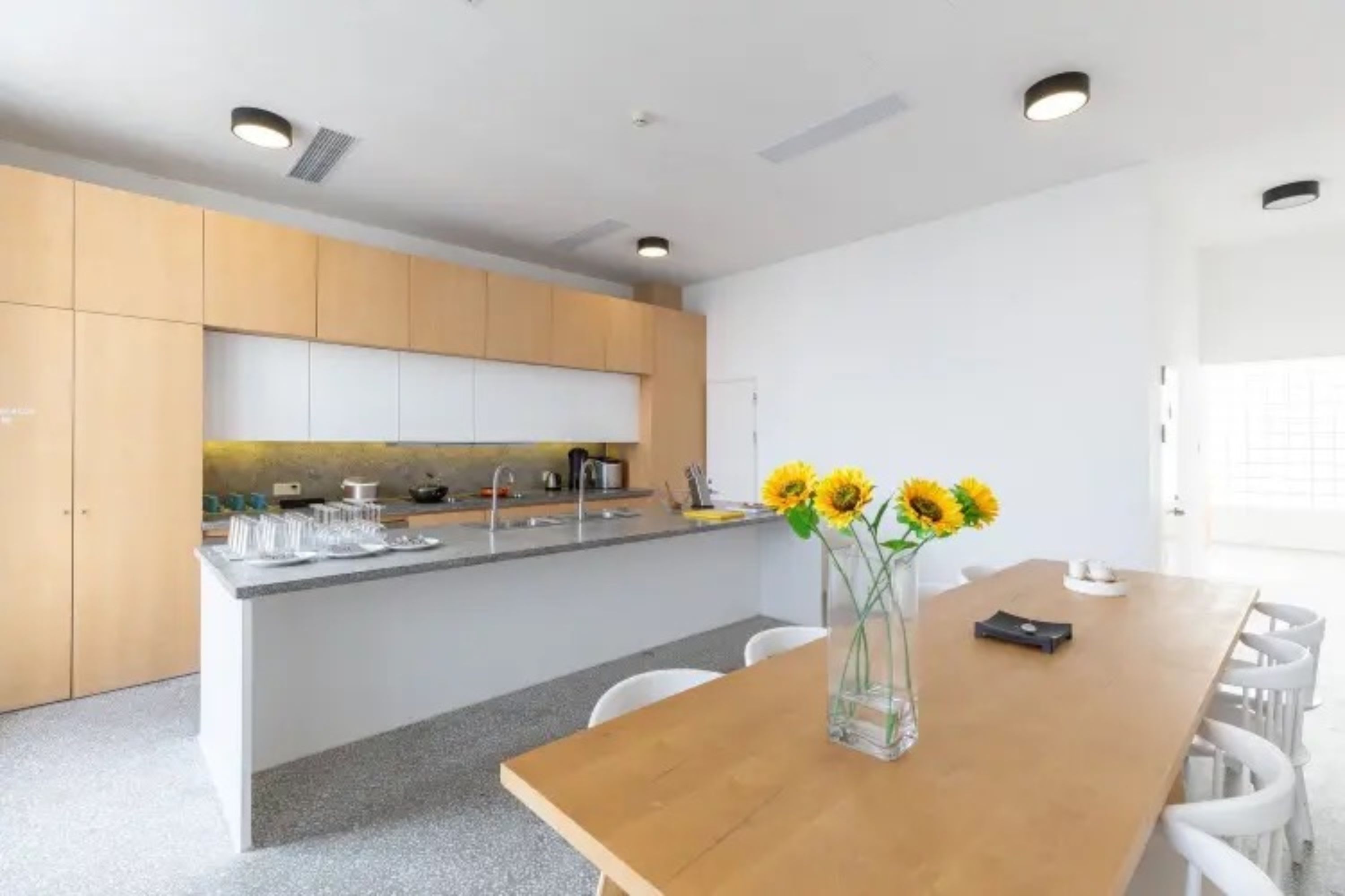BaseLIVING Zhangjiang Serviced Apartment