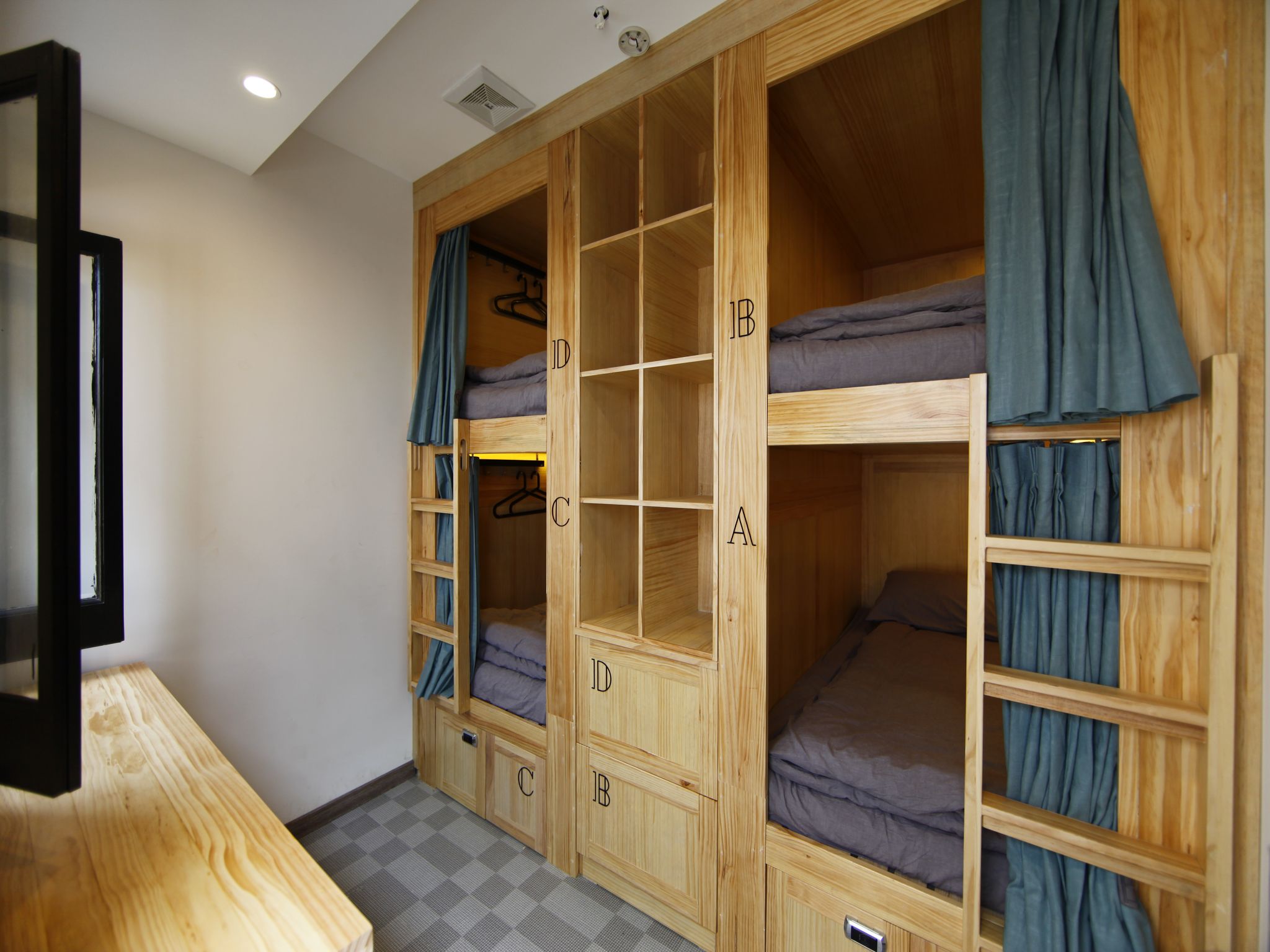 Dengba Hostel Shanghai Branch