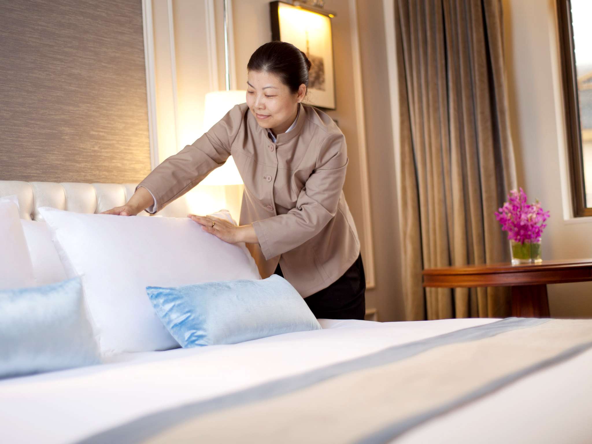 Golden Tulip Bund New Asia