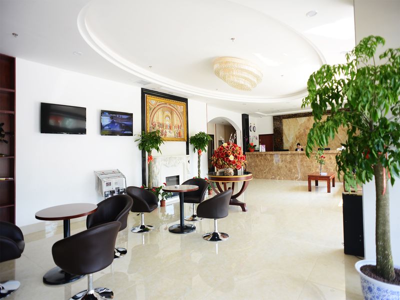 GreenTree Inn PuDong Disney Resort Airport Town Express Hotel