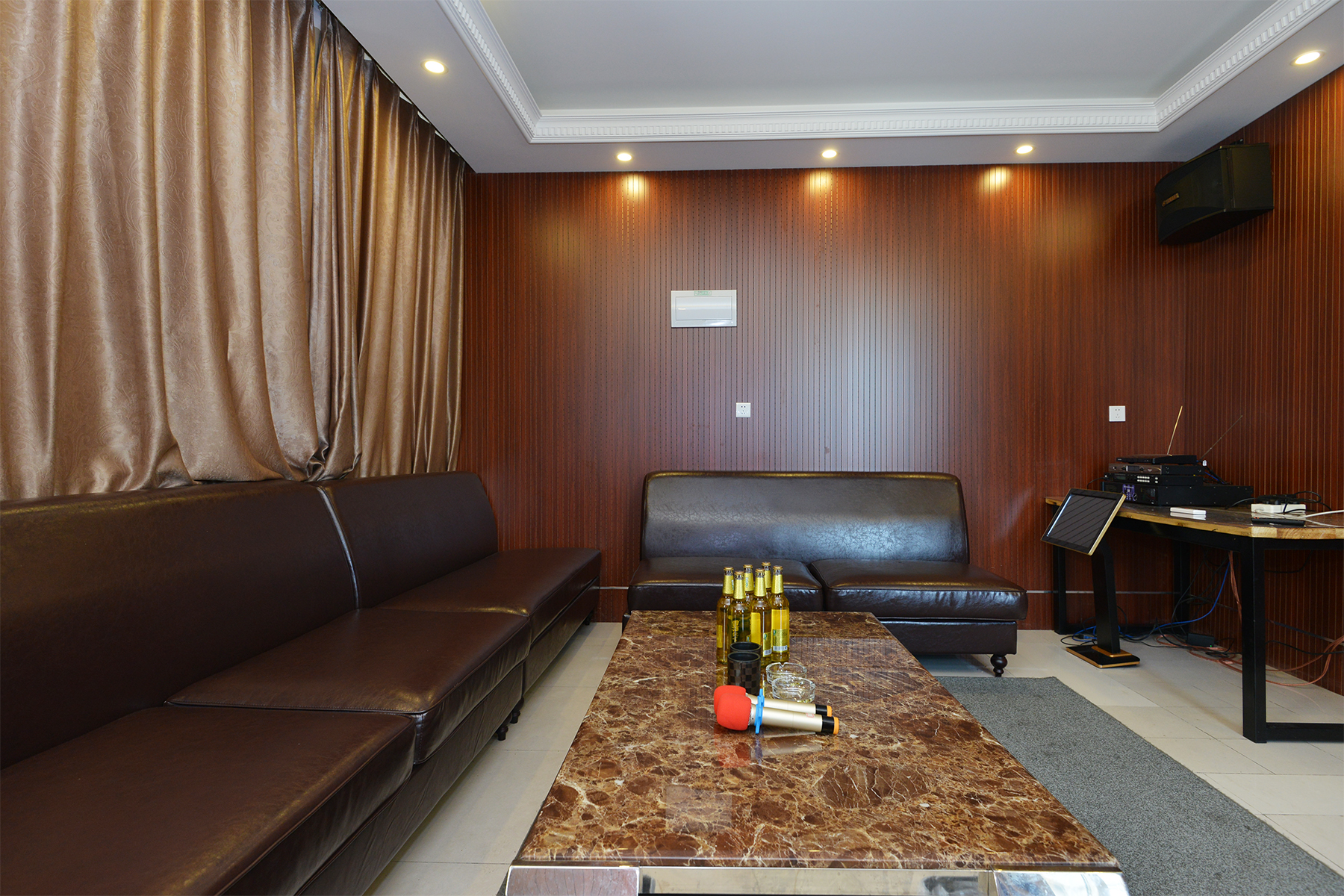 Gudi Holiday Hotel