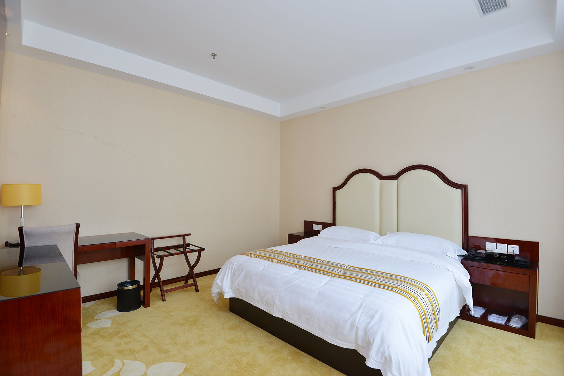 Gudi Holiday Hotel