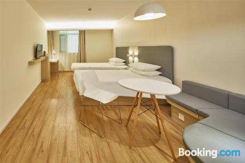 Hanting Hotel Shanghai Pujiang Liyue Road