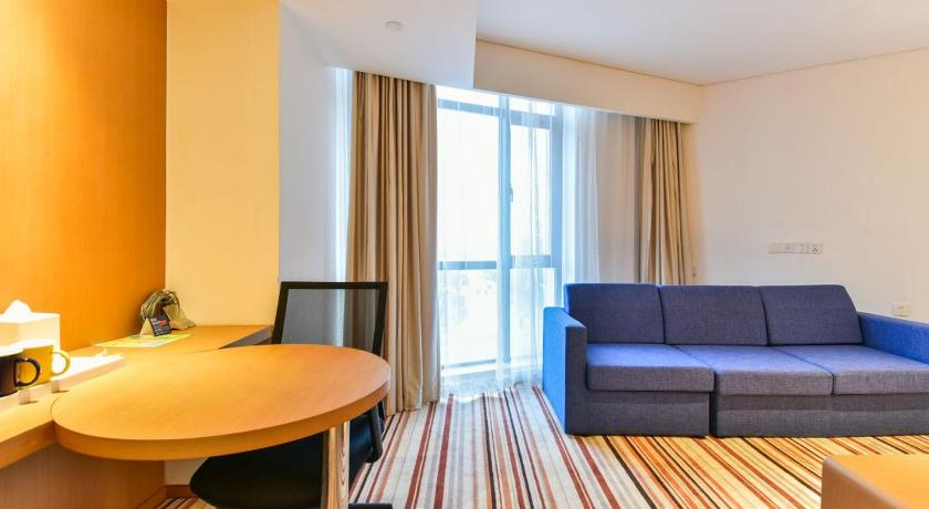 Holiday Inn Express Shanghai Jiading Industry Park