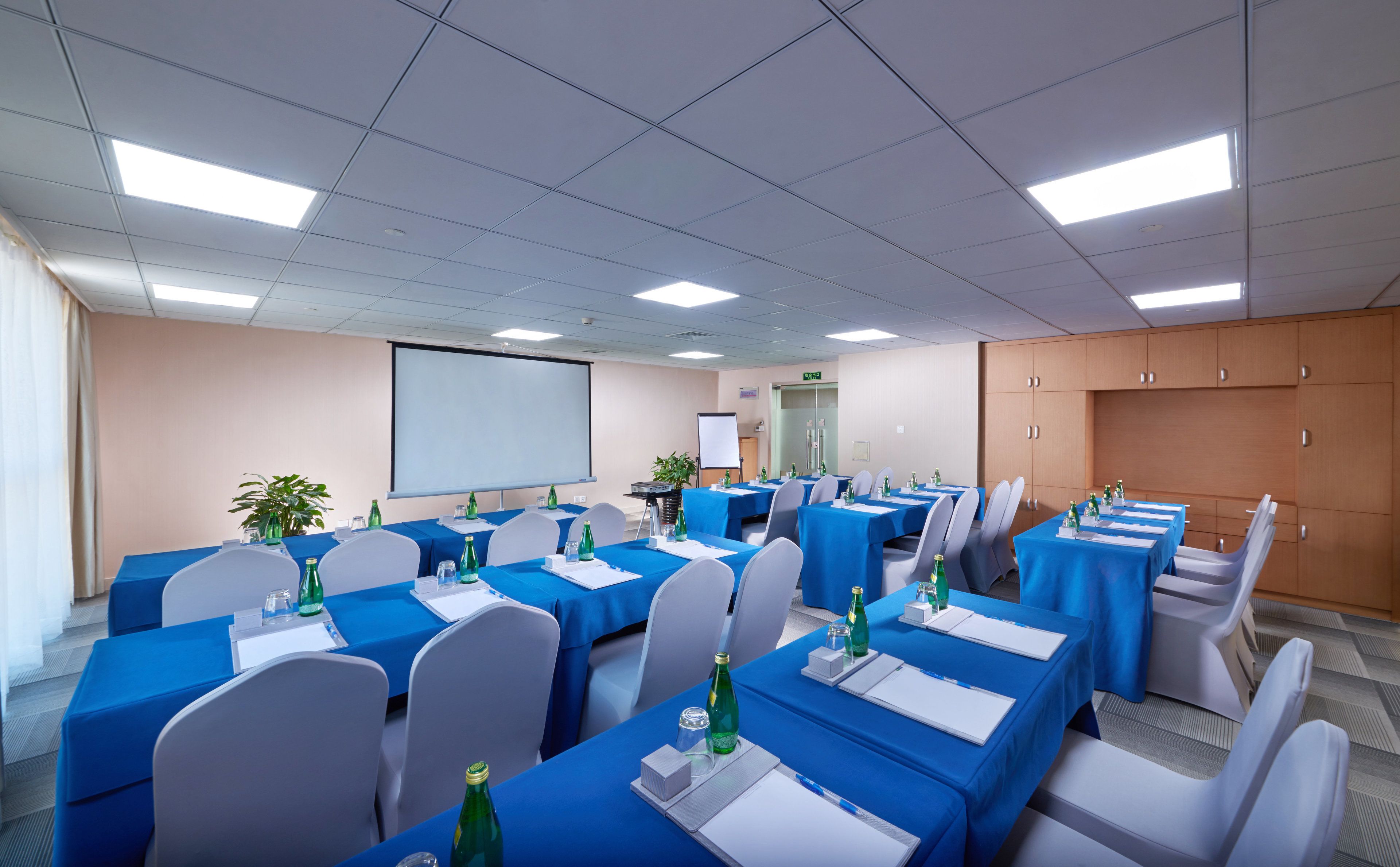 Holiday Inn Express Shanghai Jiading Industry Park