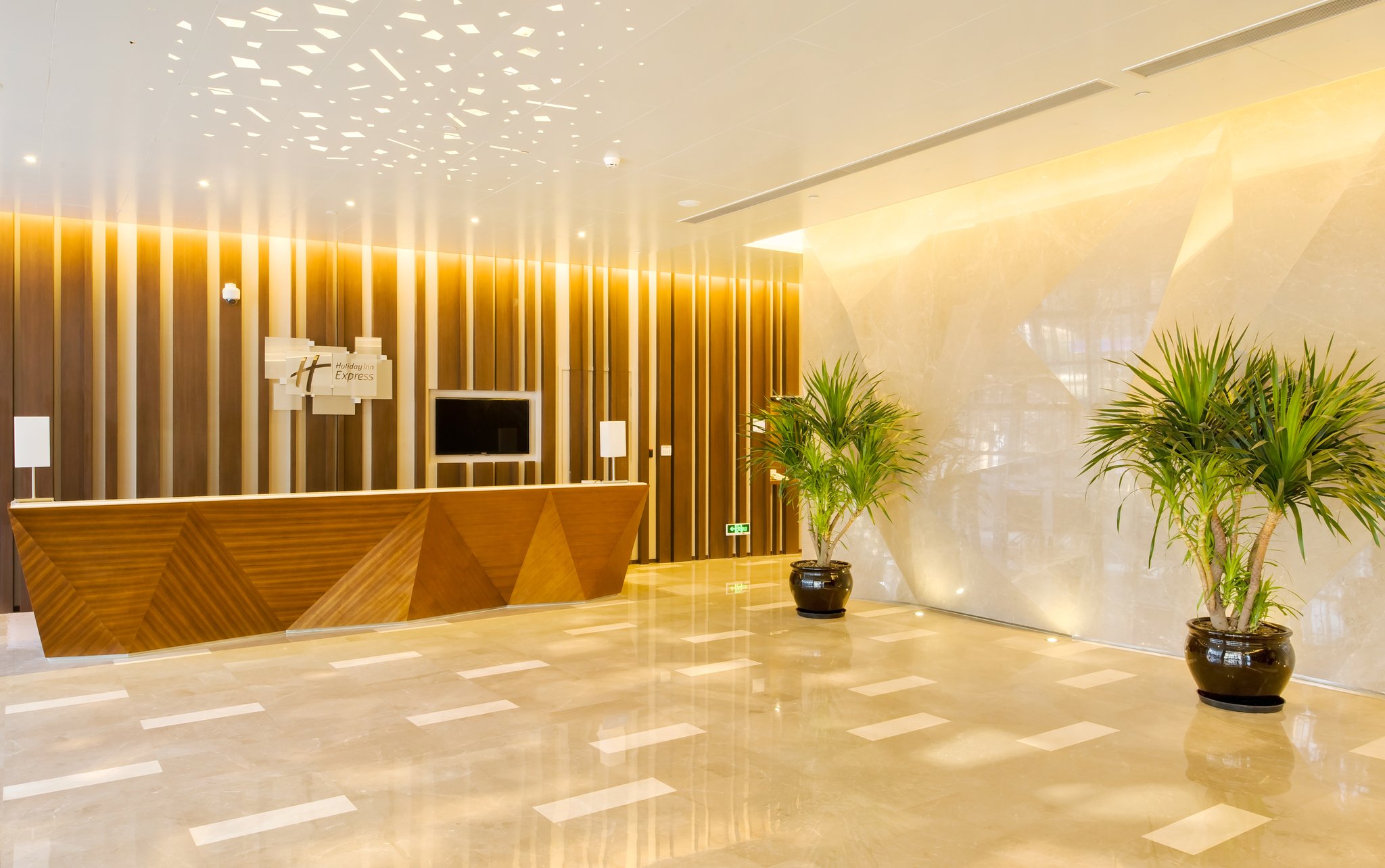 Holiday Inn Express Shanghai Jinsha
