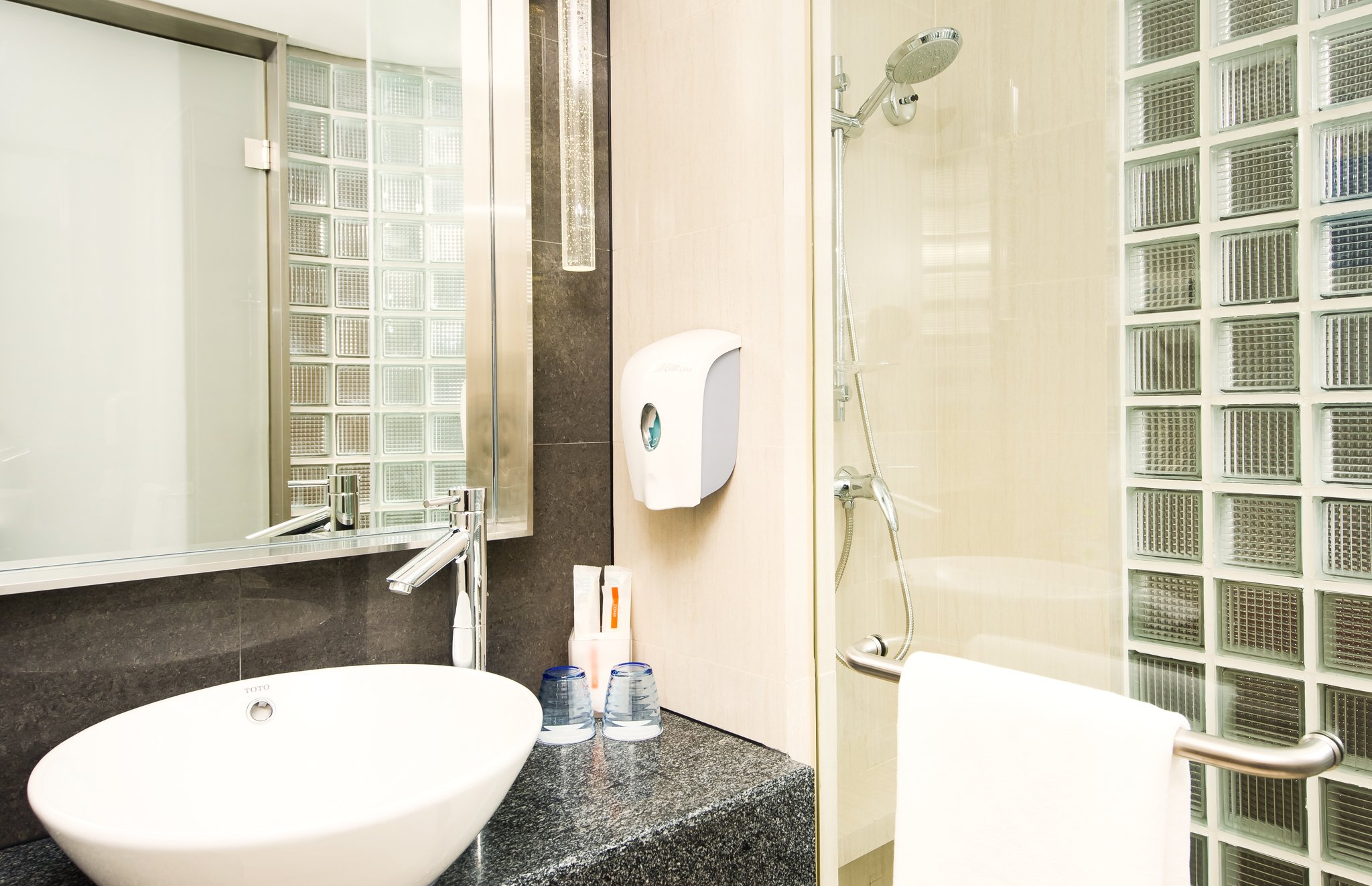 Holiday Inn Express Shanghai Jinsha