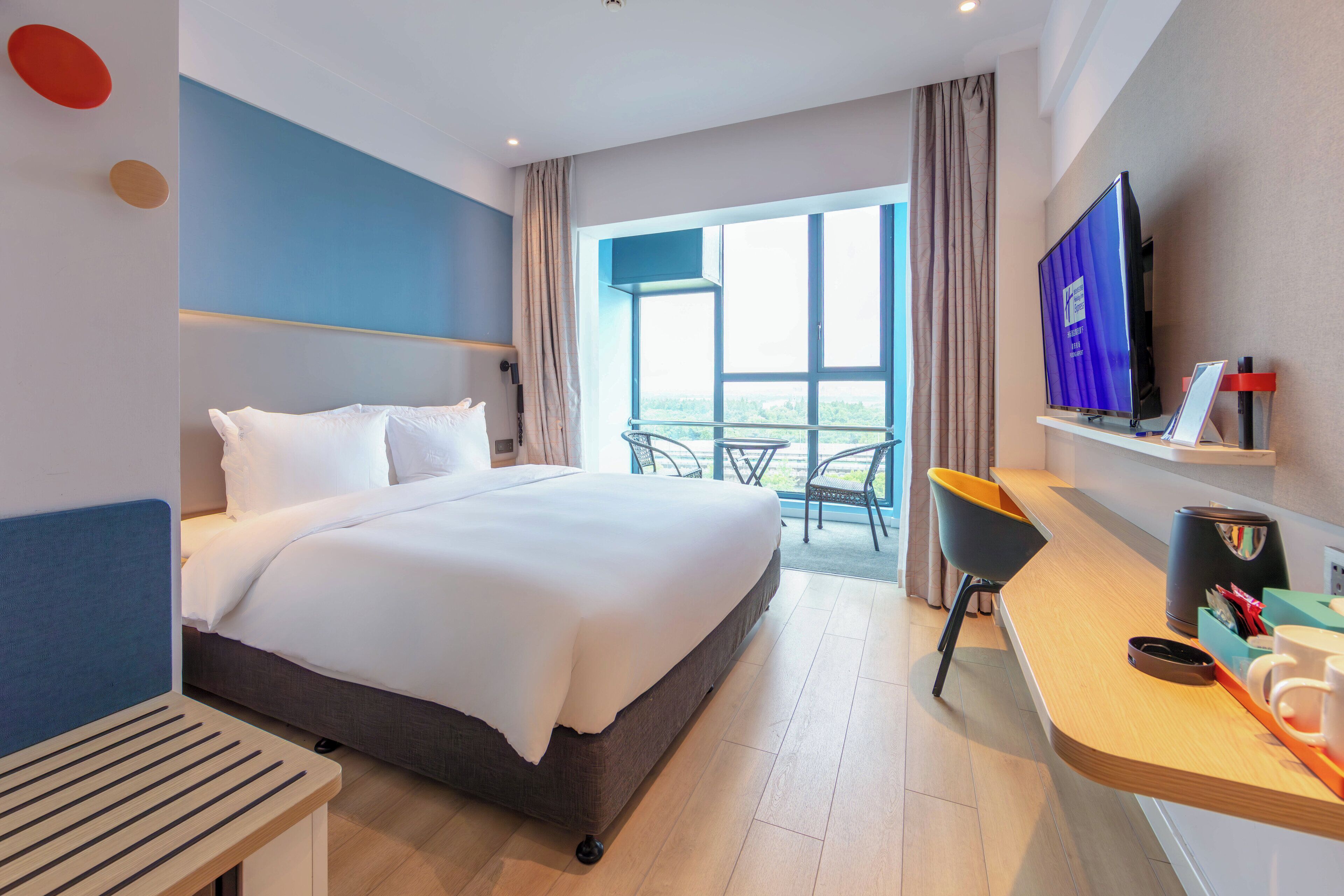 Holiday Inn Express Shanghai Pudong Airport