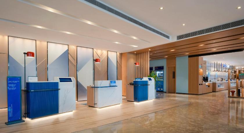 Holiday Inn Express Shanghai Pujiang