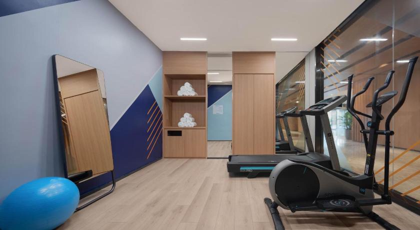 Holiday Inn Express Shanghai Pujiang