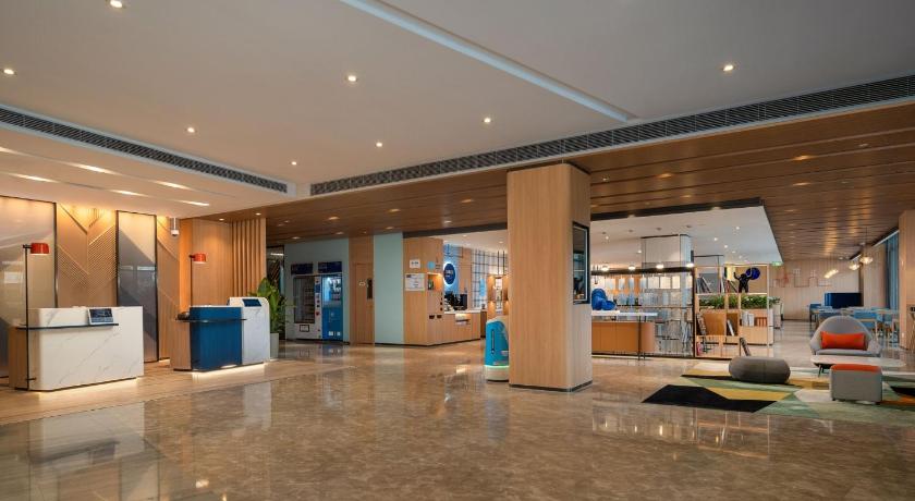 Holiday Inn Express Shanghai Pujiang