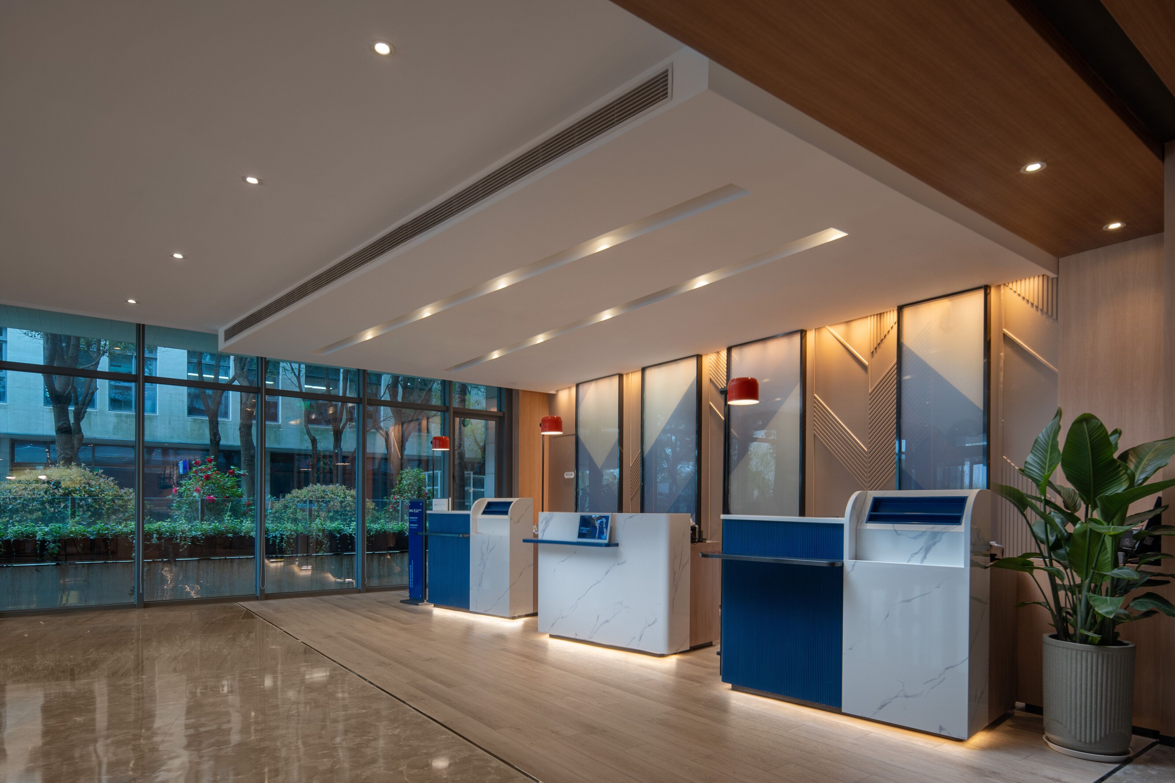 Holiday Inn Express Shanghai Pujiang