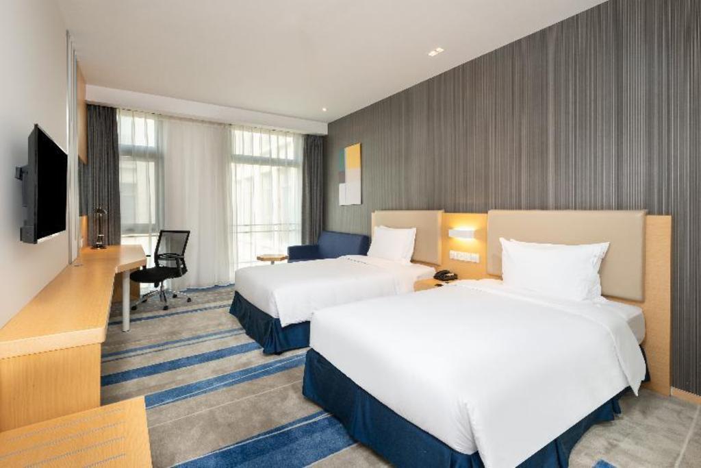 Holiday Inn Express Shanghai Pujiang