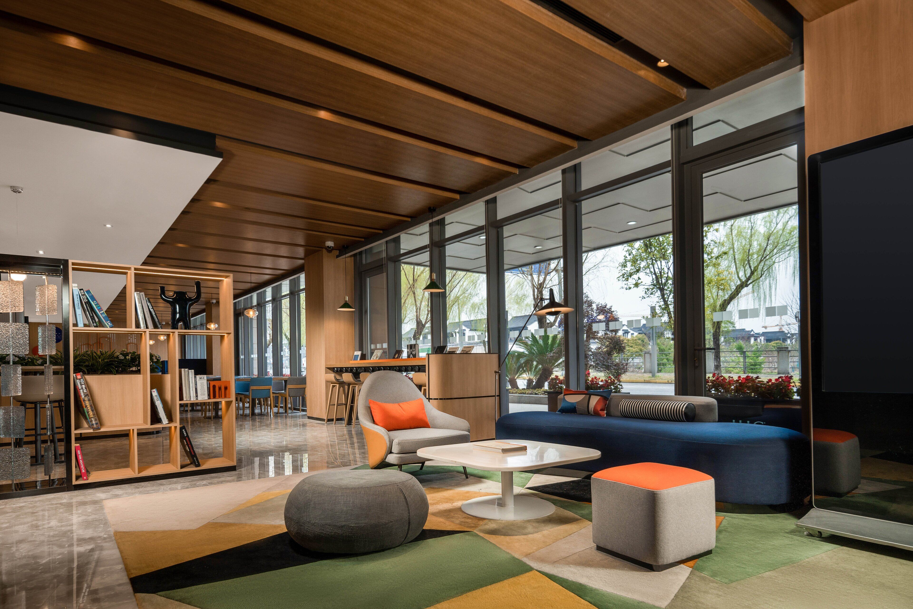 Holiday Inn Express Shanghai Pujiang