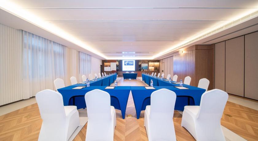 Holiday Inn Express Shanghai Pujiang Lianhang Road