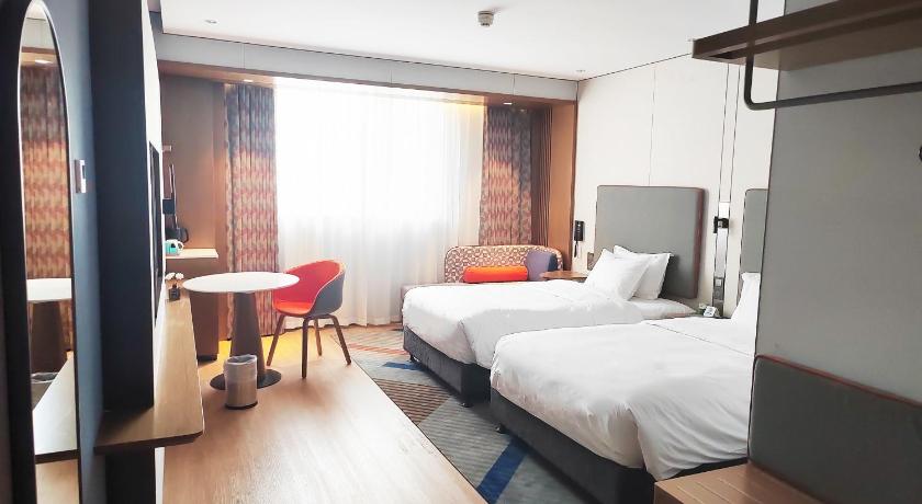 Holiday Inn Express Shanghai Pujiang Lianhang Road