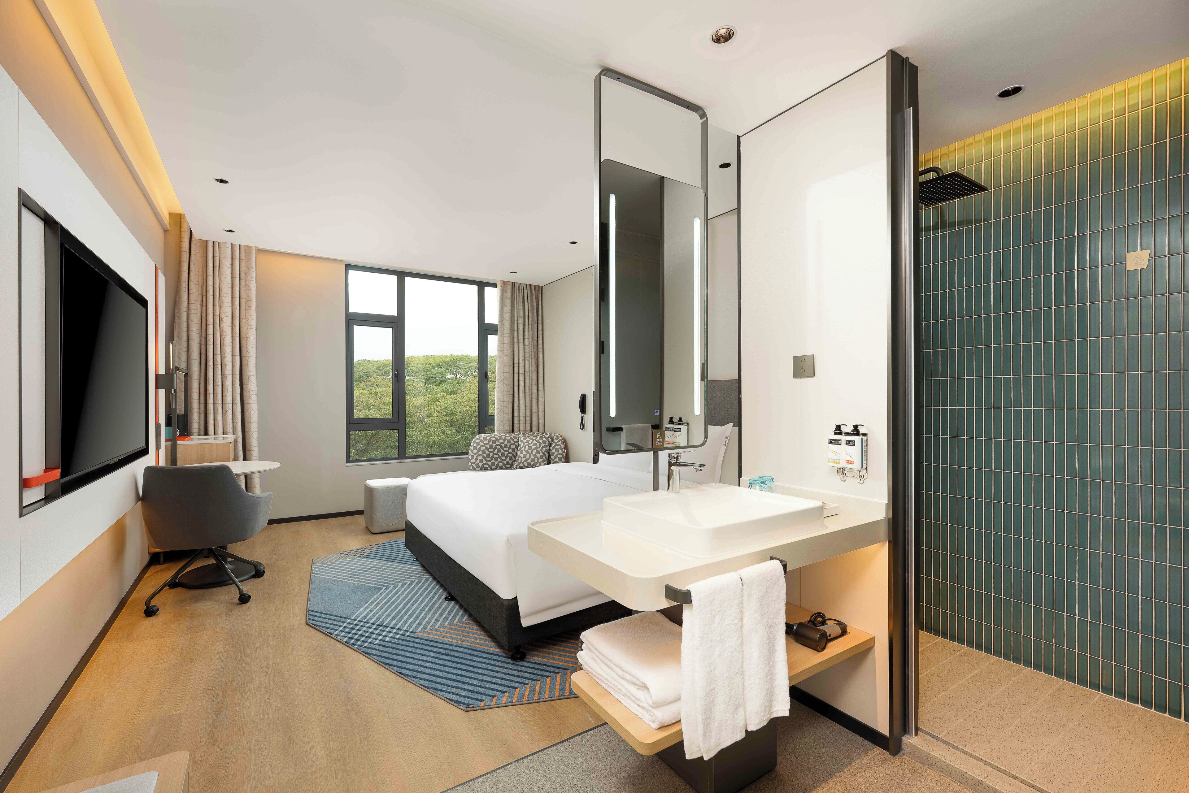 Holiday Inn Express Shanghai PVG Zhuqiao by IHG