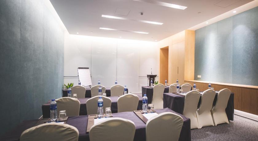 Holiday Inn Express Shanghai Songjiang Fangta