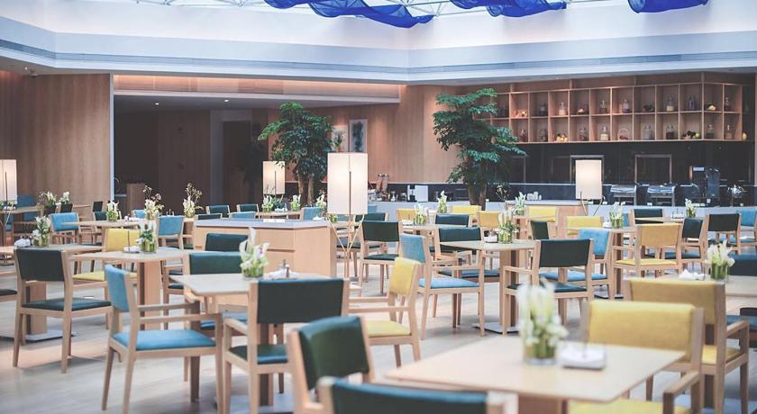 Holiday Inn Express Shanghai Songjiang Fangta