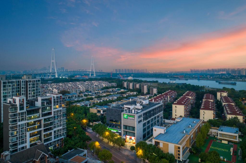 Holiday Inn Express Shanghai Xuhui Binjiang