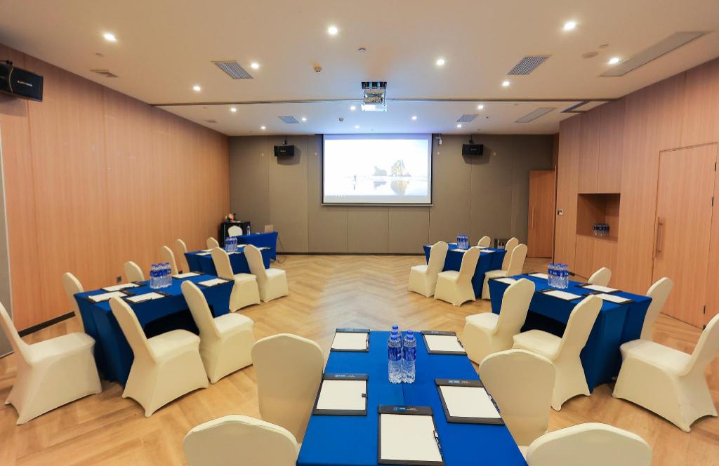Holiday Inn Express Shanghai Xuhui Binjiang