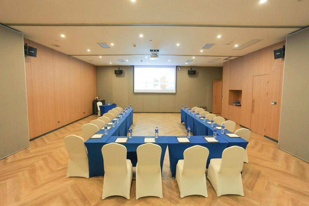 Holiday Inn Express Shanghai Xuhui Binjiang