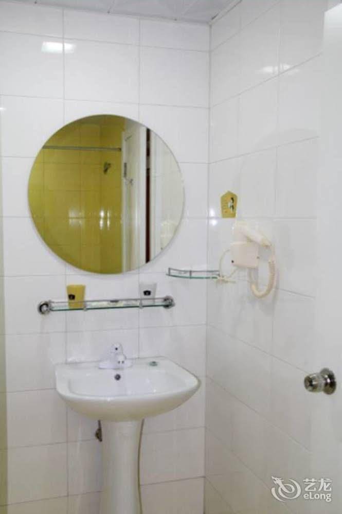 Home Inn Shanghai Lujiazui Dongfang Road