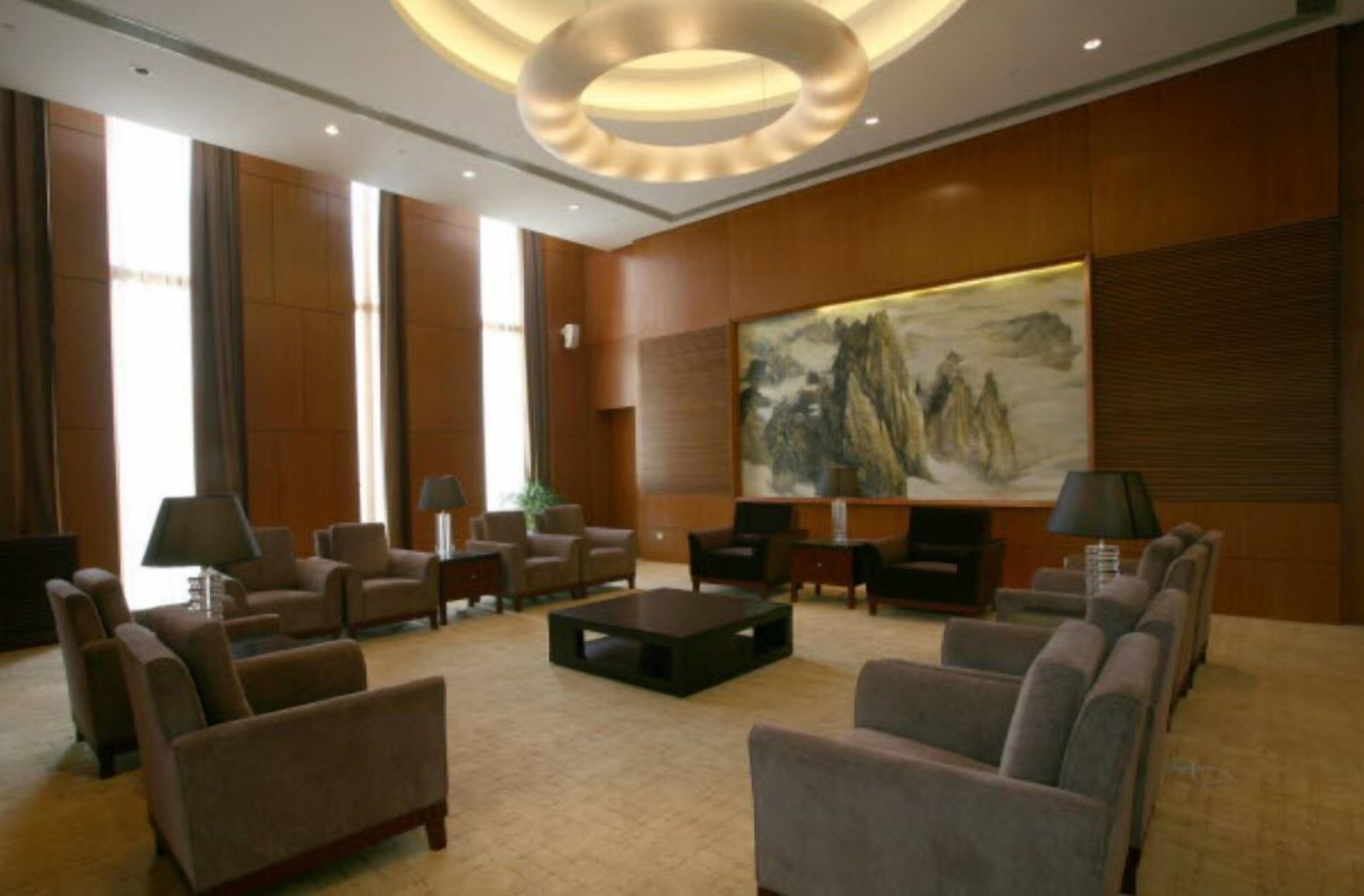 Howard Johnson Plaza Lingang Shanghai